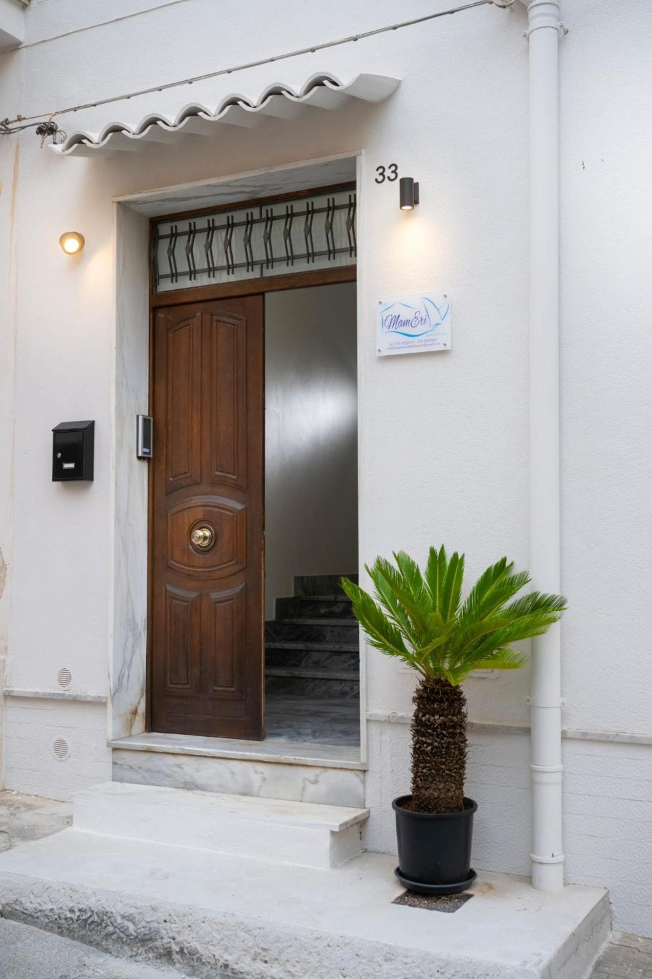 Mameri Central Rooms Castellammare del Golfo Ngoại thất bức ảnh