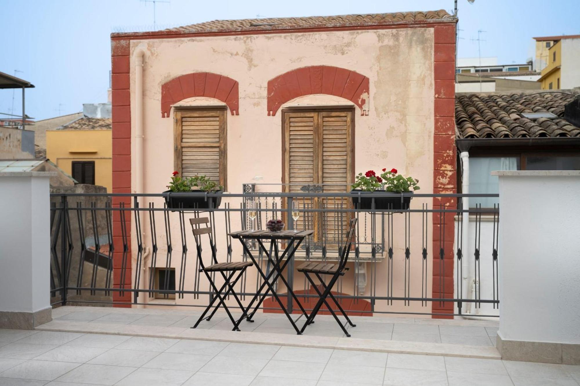 Mameri Central Rooms Castellammare del Golfo Ngoại thất bức ảnh